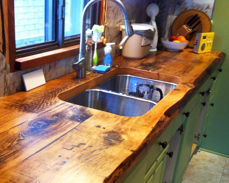 Kitchen Sink Embedded in Wood