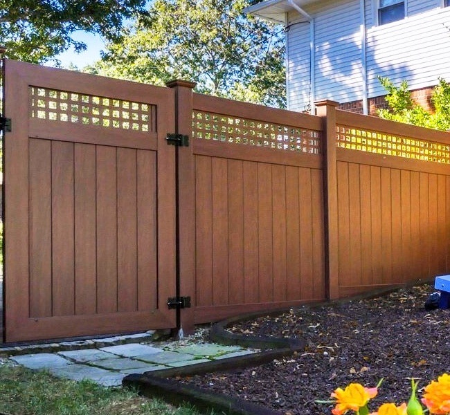 wood grain vinyl privacy fence