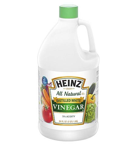 distilled white vinegar as a substitute for laundry detergent