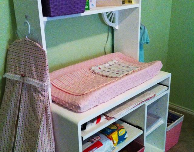 Baby outgrow changing outlet table