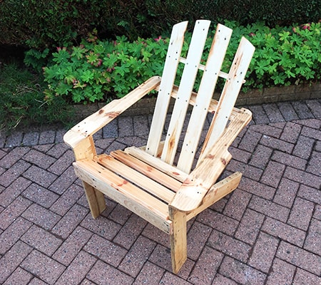 adirondack chair from pallets