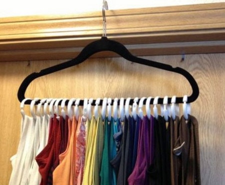 coat hanger to hang curtain