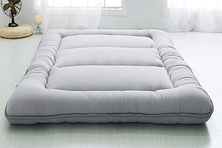 futon mats are non-traditional beds and perfect alternatives to mattresses used largely in Japan