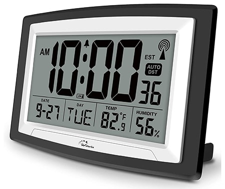 atomic clocks are the main clock types used by scientists and the government to keep track of official time