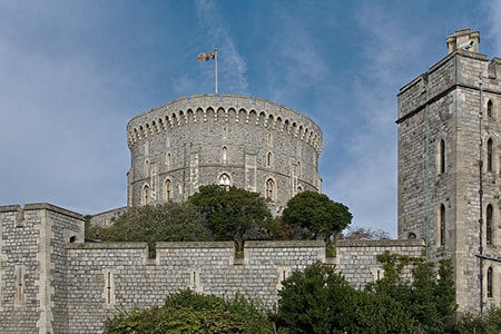 round stone keep castle are types of medieval castles that were designed to resist easy scaling of the walls