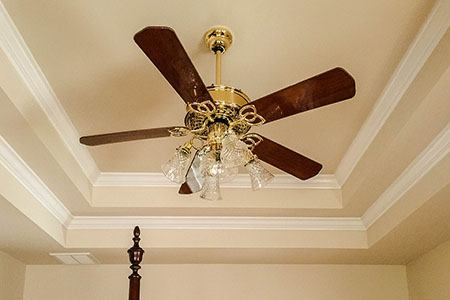 Tray ceilings design usually used in bedrooms 