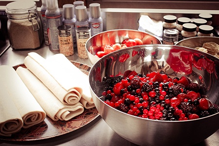 mixing bowls are the most crucial bowl types for any kitchen