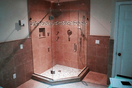 neo-angle enclosure showers