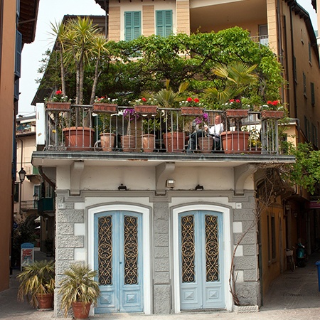 apartment gardens