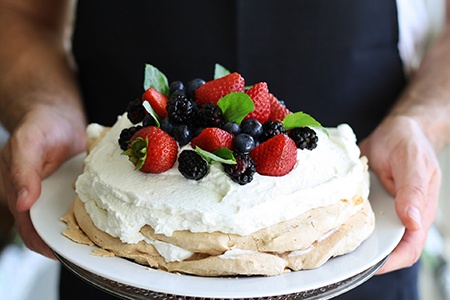 whipped cream frosting is one of the most common kinds of frosting