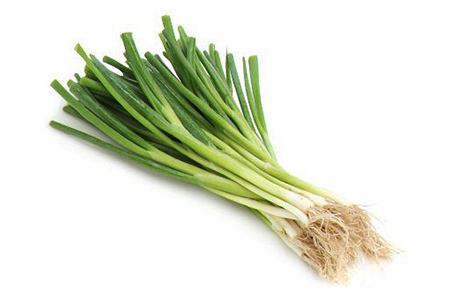 scallions are different types of onions in that they lack a fully developed bulb