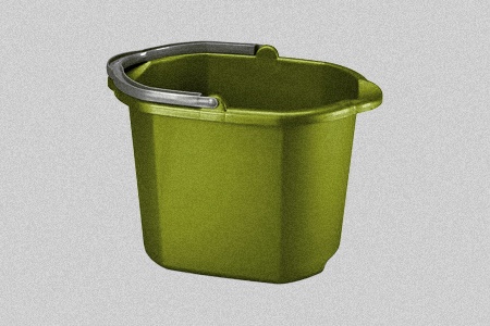 dual spout buckets