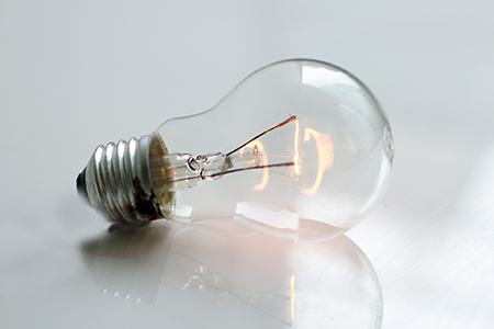 incandescent light bulbs are considered to be the original types of bulbs