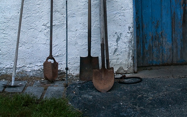 types of shovels thumbnail