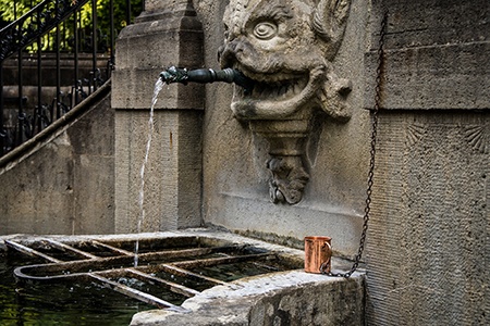 wall fountains