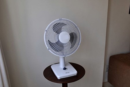 electric fans are simple ac alternatives that you can carry around the house