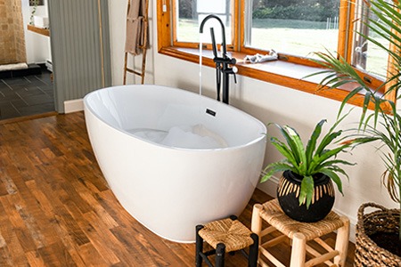 if you are looking for space saving bathtub, small bathtubs are just for you!
