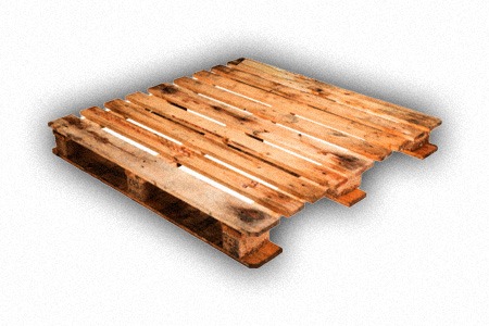 101-0013 Pallet w/ Stack of Creosote Wood Lumber G Scale 