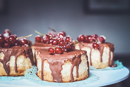 if you are into different varieties of brownies, frozen brownie sundae could be your favourite dessert for the summer!