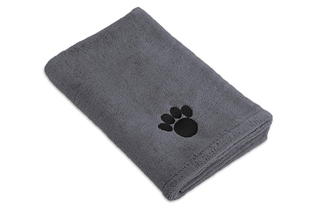 there are different types of bath towels for animals and it is named as pet towel