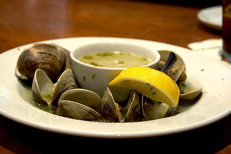 steamers are clam species with soft shells