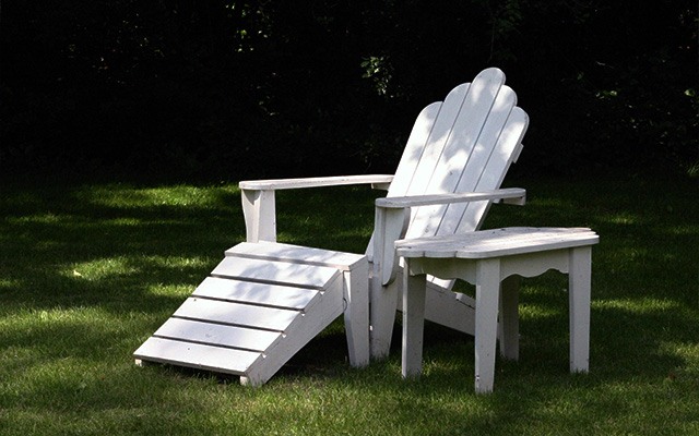 why-are-adirondack-chairs-so-expensive