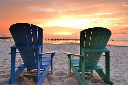 why are adirondack chairs so popular? one of the biggest reasons is its comfort!