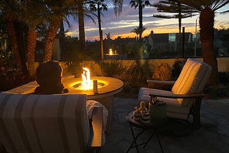 here are some helpful design tips you can take into consideration when deciding patio size for fire pit