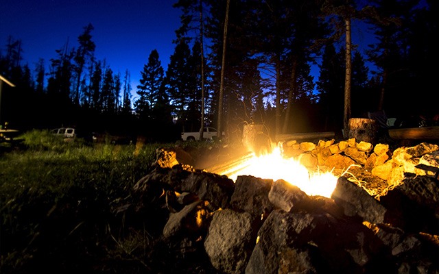 how big should a fire pit area be thumbnail