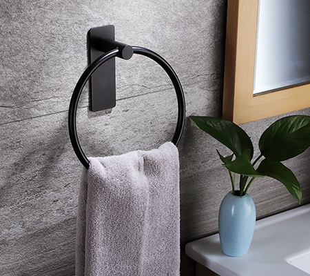 towel rings and bars are the classiest hanging towel ideas especially for hand towels