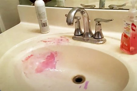 how to remove hair dye from bathroom counter