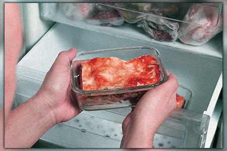 how to use glass containers in the freezer without breaking the glass