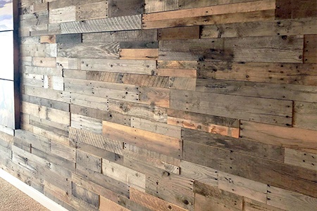 reclaimed pallet wood wall panels