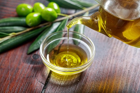 can i use olive oil on leather products?