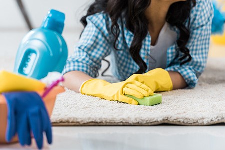 does laundry detergent leave residue on the carpet?