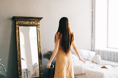 here are the best places for mirror placement in a bedroom