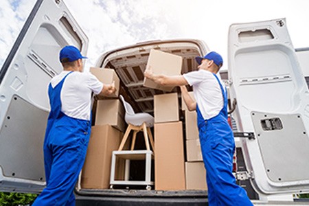 what if more than one appliance delivery person is in charge? should you tip appliance delivery then? here you can learn it!
