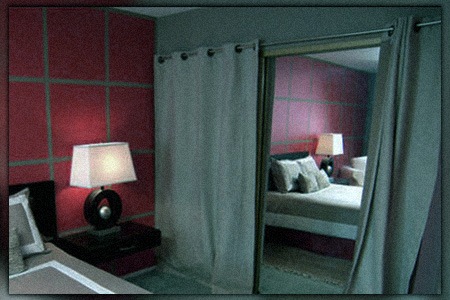 no matter what did you do with bedroom mirror placement, why does feng shui suggest you cover up your mirrors at night?