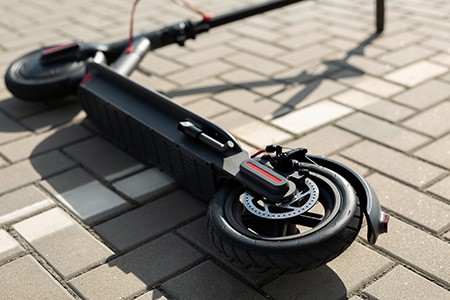 why you should avoid blocking the sidewalk