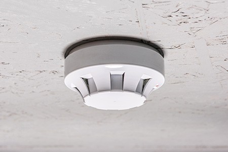 does steam set off a smoke detector? if so, how can steam set off a fire alarm or smoke detector?