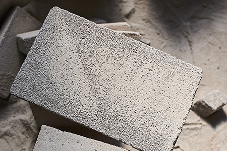 there are some factors that are affecting the weight of a cinder block