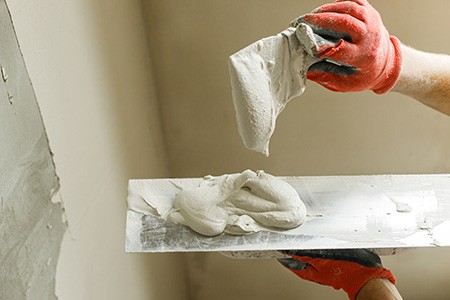 here are some information on types of spackle and spackle drying time