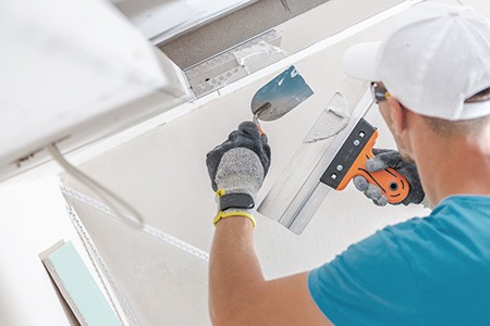 application process, drying time & sanding differs between joint compound vs. spackle