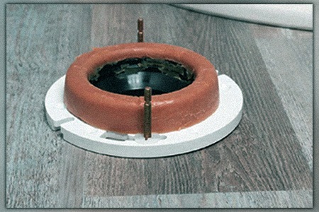 understanding the correct toilet flange height